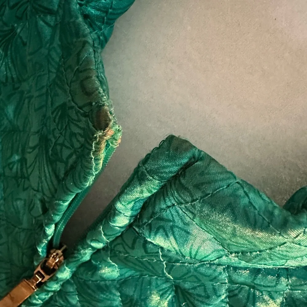 C.L.O.T.H.E.S green zipper pockets quilted jacket in green Large - Picture 10 of 16